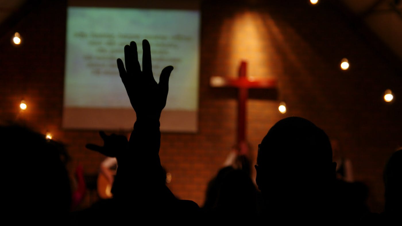louvor na igreja e para homens ou para Deus